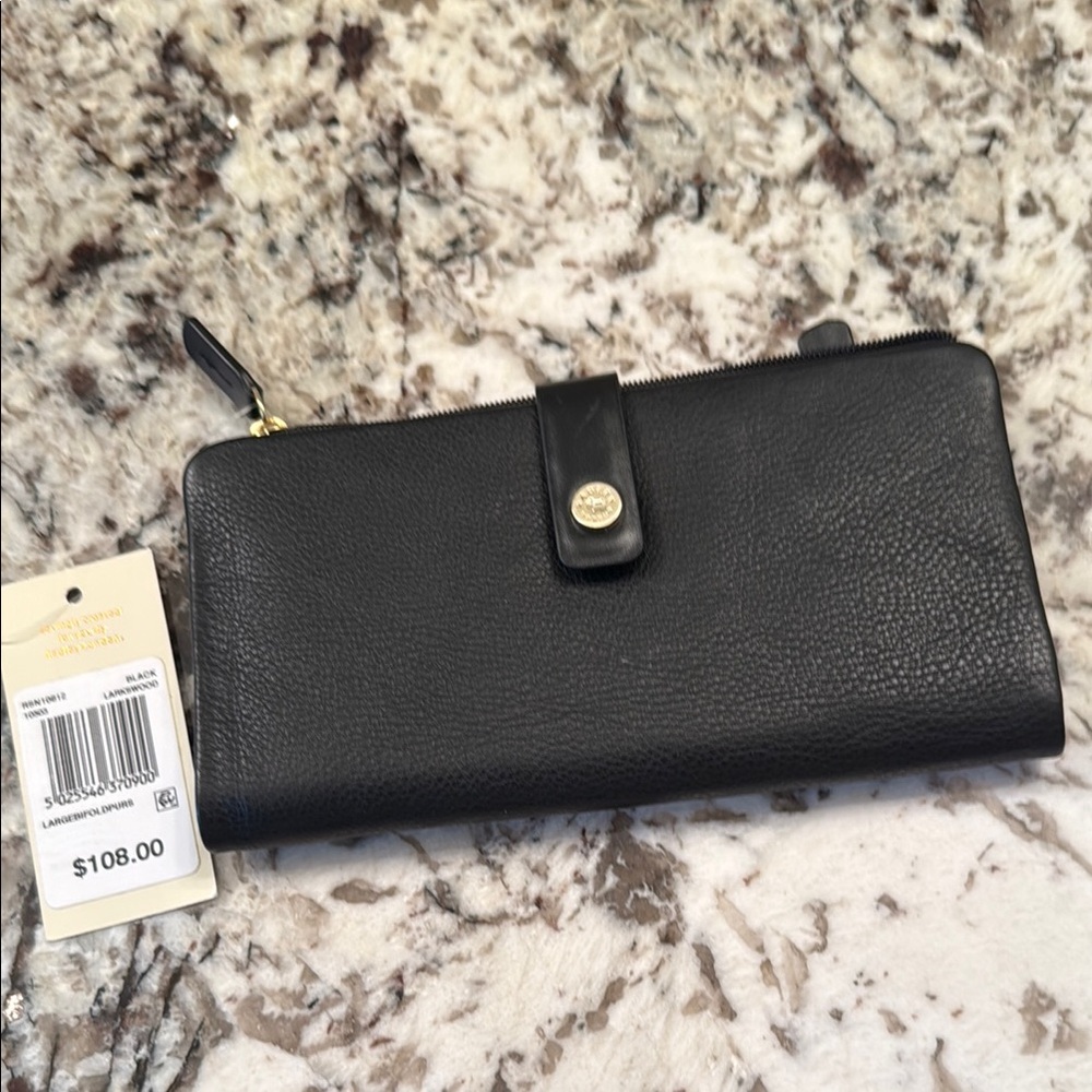 Black Leather Wallet Radley London . Leather .Ladies 
Large with storage bag
